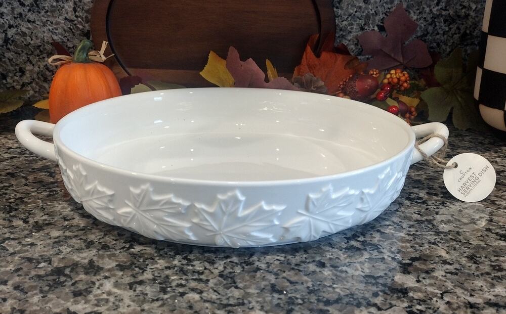 Crofton Harvest White Stoneware Round Serving Dish 11.22in 1.6L Oven Safe~ New